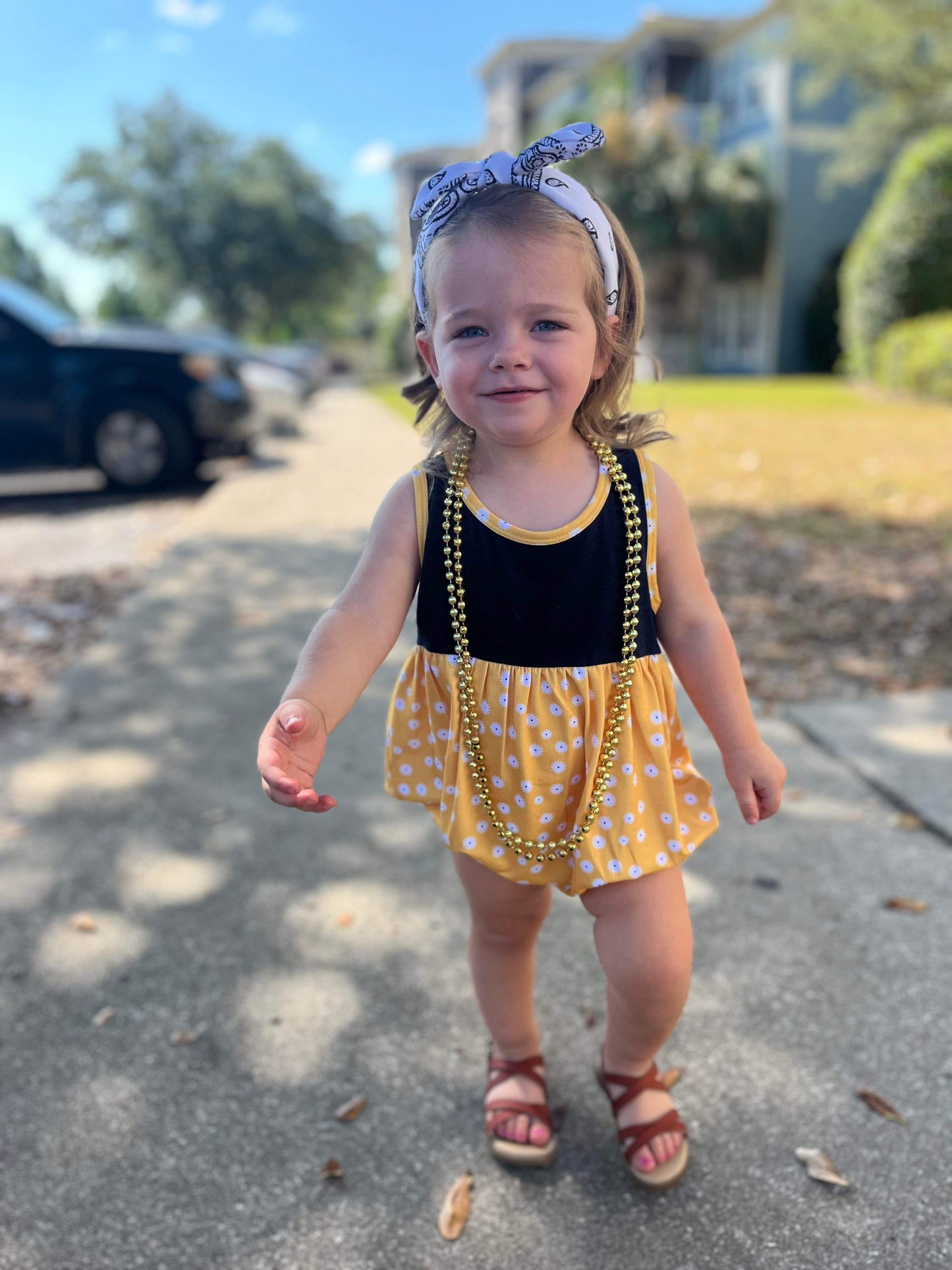Yellow & Navy Daisies Bubble (RTS)