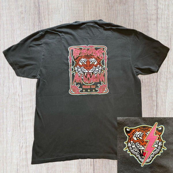 The Heavens Are Roaring - Mom Tee (RTS)
