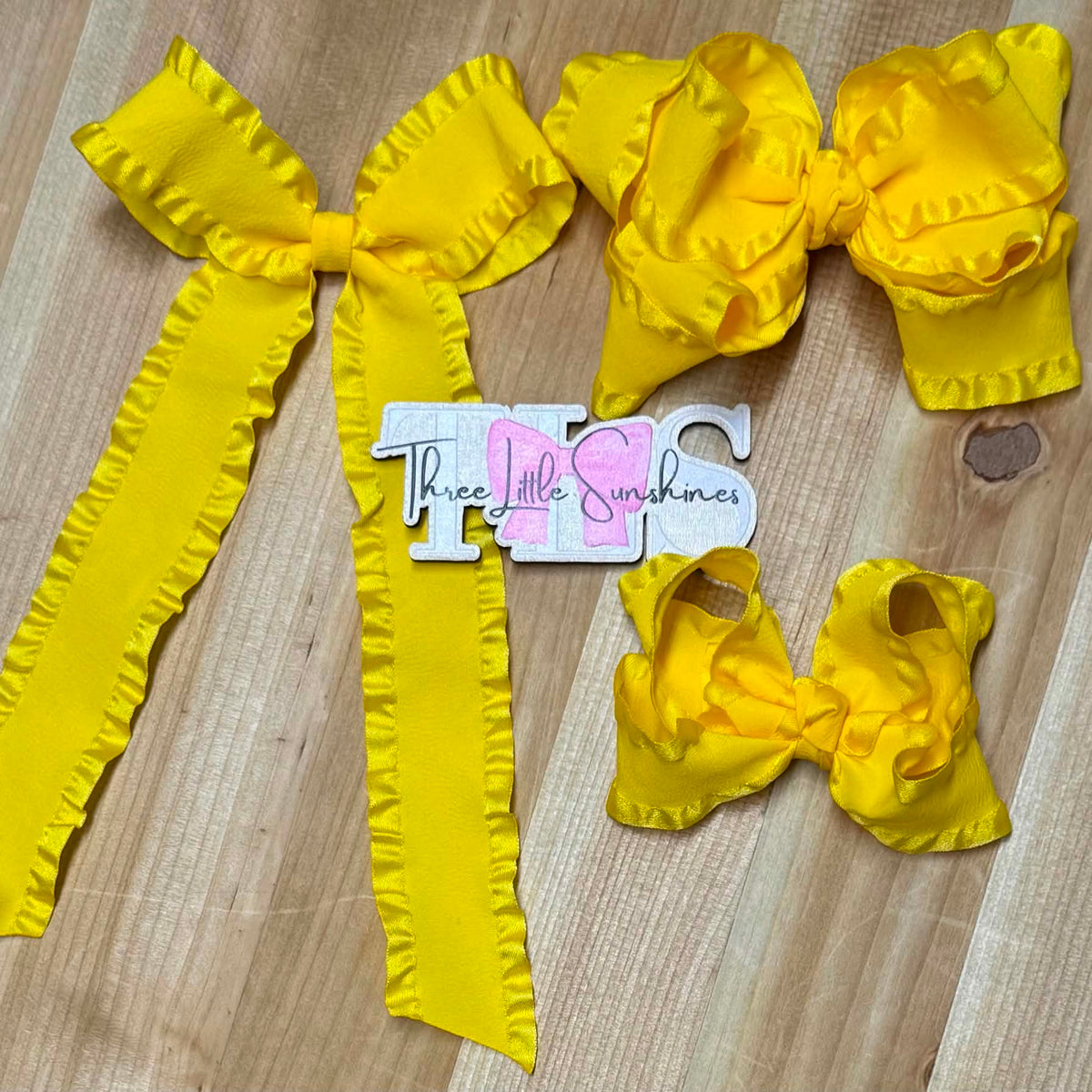 Ruffle Tail Ribbon Bows (RTS)