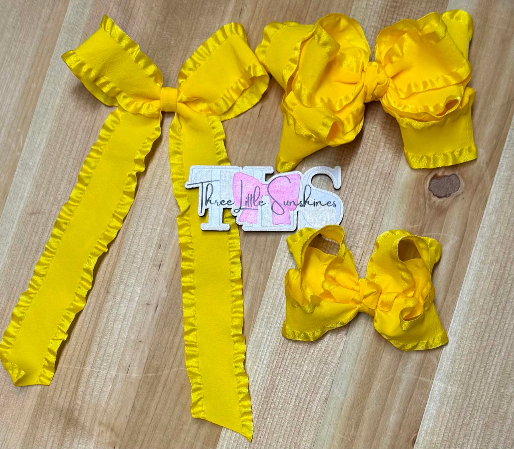 Ruffle Tail Ribbon Bows (RTS)