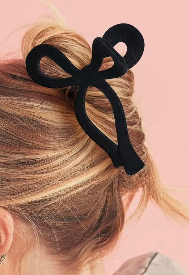 Black Velvet Bow Clips (RTS)