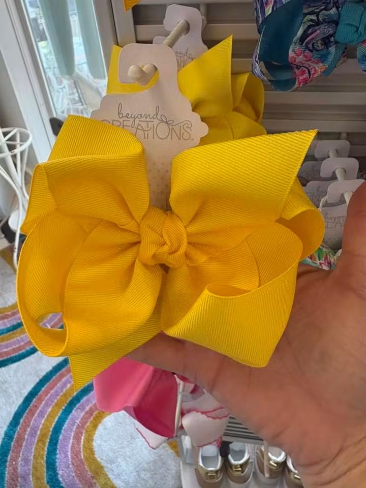 Yellow 5.5" Bow(RTS)